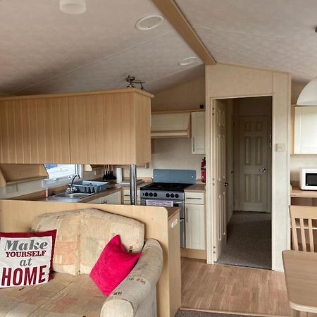 Beautiful 2-Bed Static Caravan Ньютон-Стьюарт Екстер'єр фото