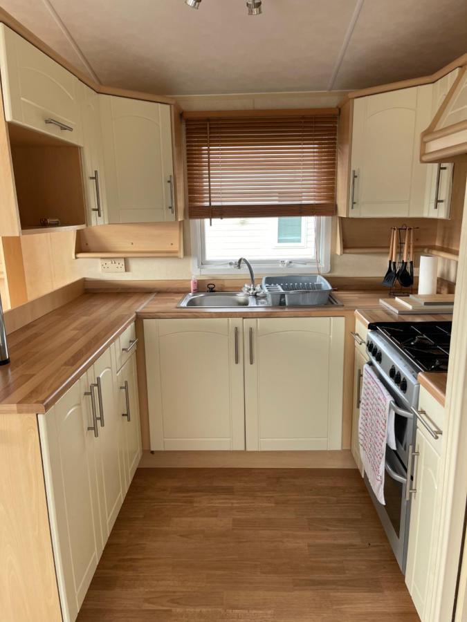 Beautiful 2-Bed Static Caravan Ньютон-Стьюарт Екстер'єр фото