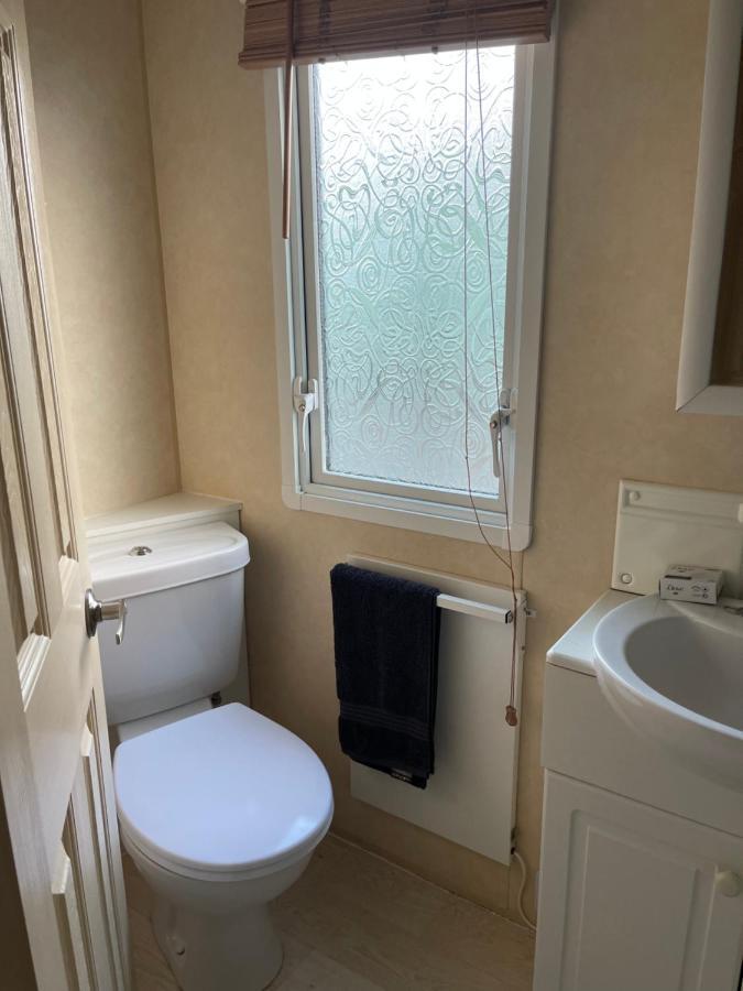 Beautiful 2-Bed Static Caravan Ньютон-Стьюарт Екстер'єр фото